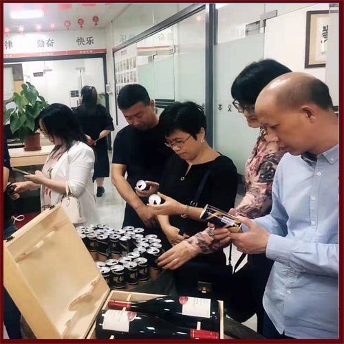 清华大学研究院工程资源汇考察醒饮公司